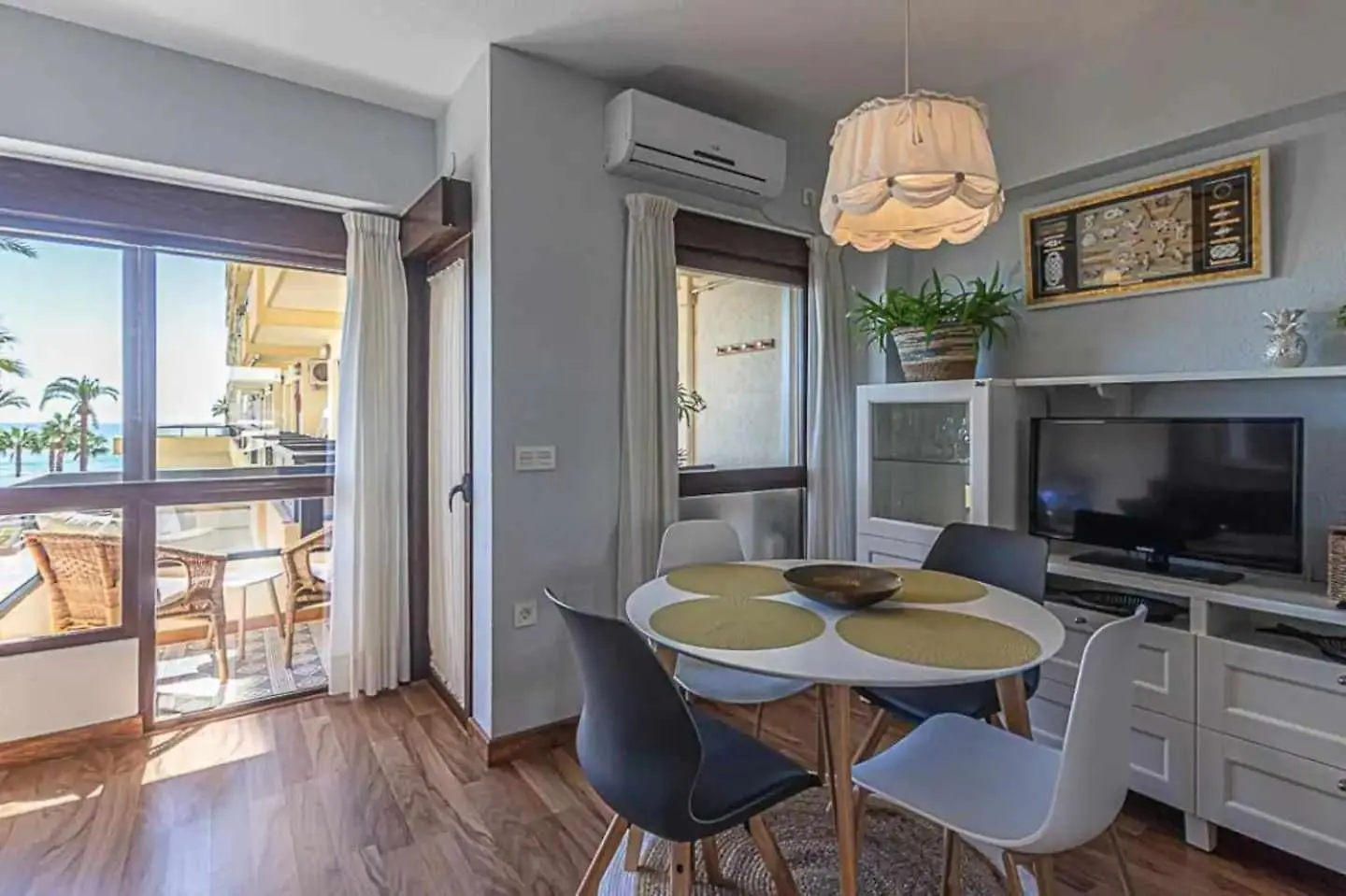 아파트 Encantador Apartamento En Primera Linea De Playa 베날마데나코스타 스페인