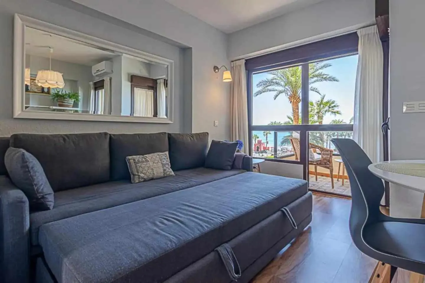 Encantador apartamento en primera línea de playa Benalmádena España