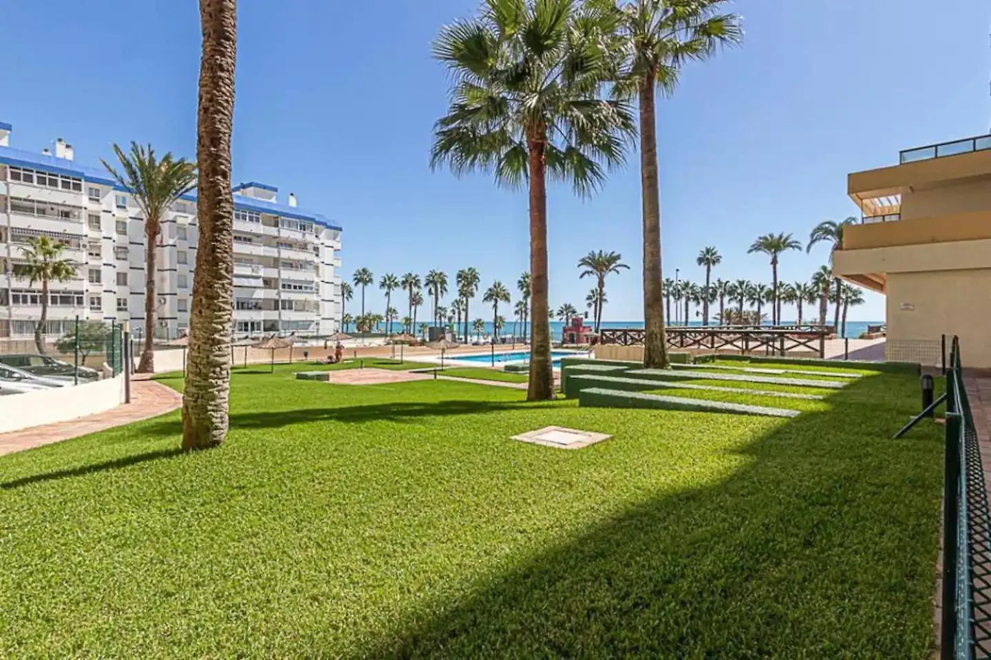 Encantador apartamento en primera línea de playa Benalmádena 0*,