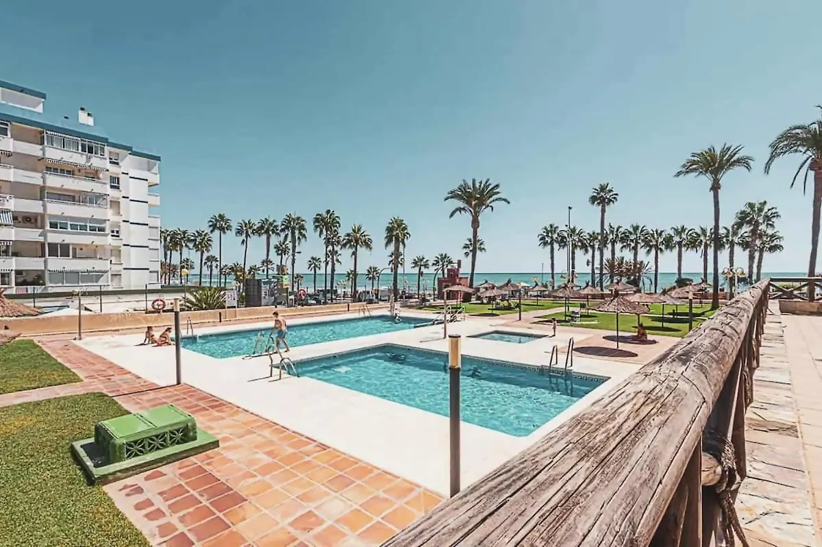 Encantador apartamento en primera línea de playa Benalmádena